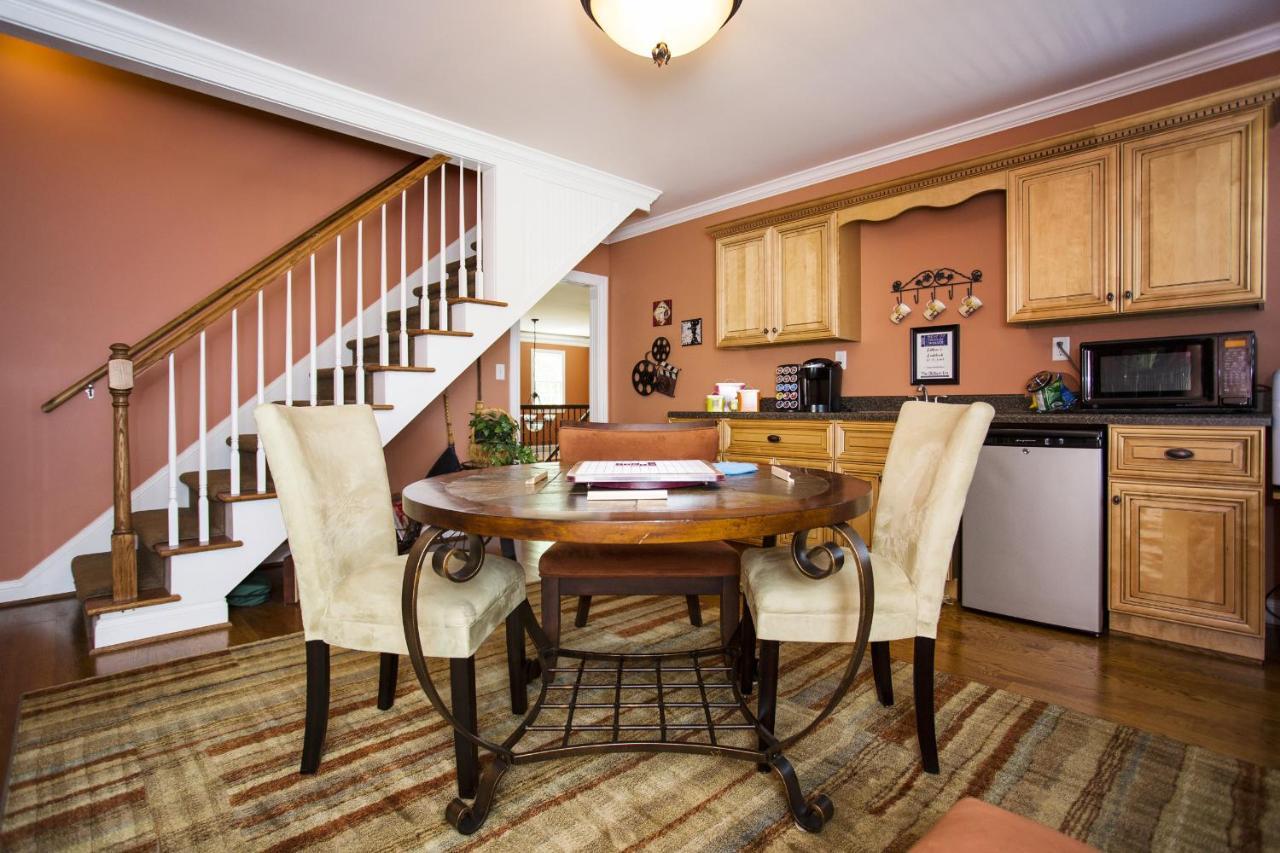Queen Suite
