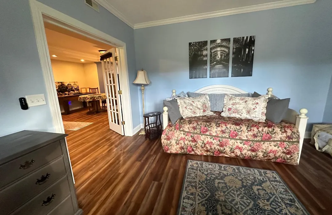 Pillow And Paddock B&B-1